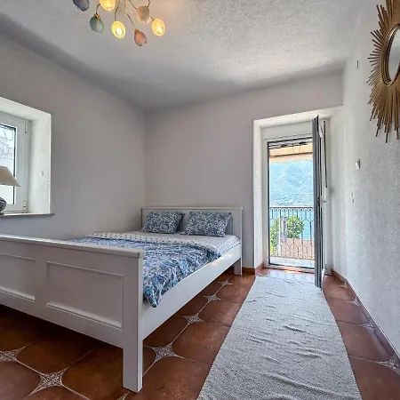 Sea Joy Apartment Kotor Exterior photo